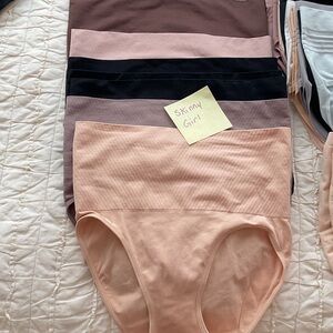 Skinnygirl Women's Panties - smoothers & shapers